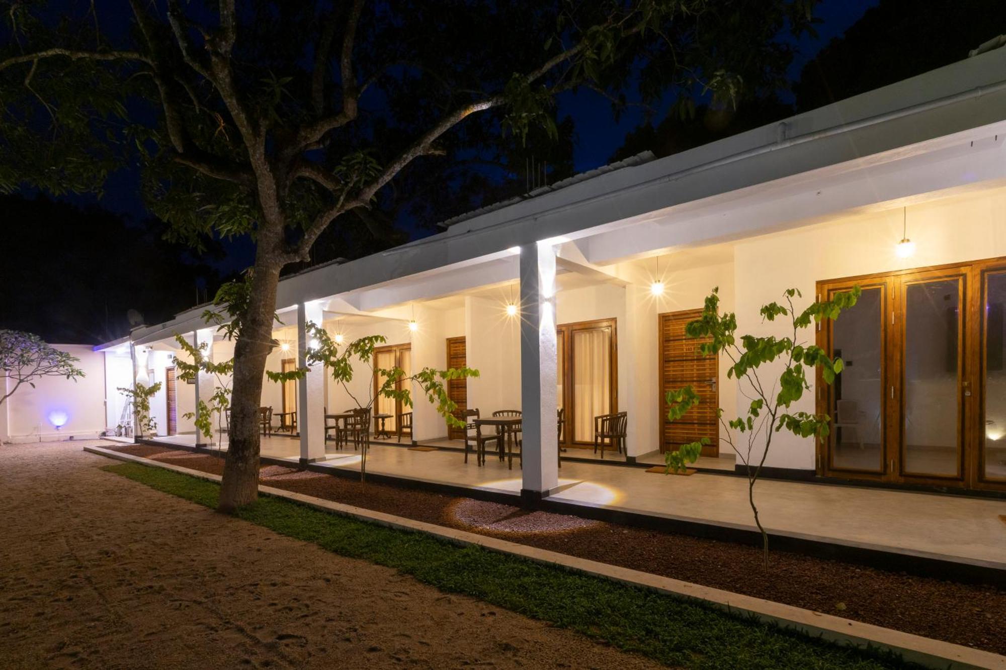 Coastal Villa Mirissa Exterior foto
